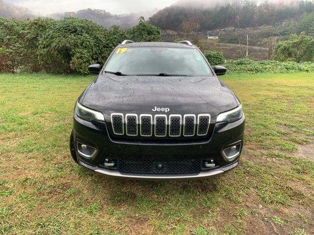 2019 Jeep Cherokee Overland