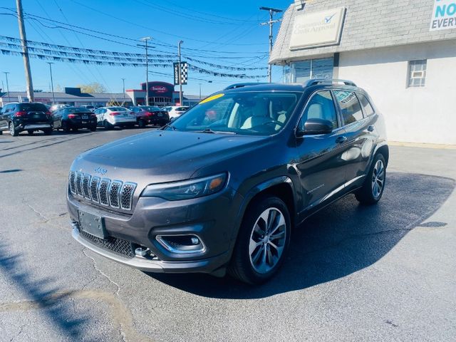 2019 Jeep Cherokee Overland