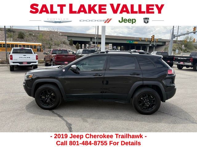 2019 Jeep Cherokee Trailhawk