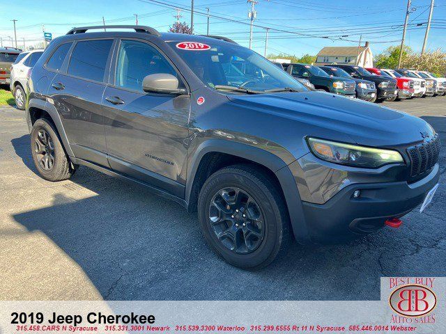 2019 Jeep Cherokee Trailhawk