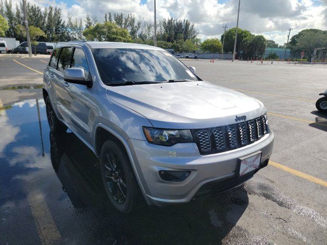 2019 Jeep Grand Cherokee Altitude