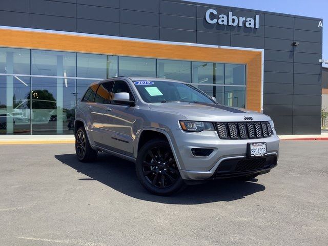 2019 Jeep Grand Cherokee Altitude