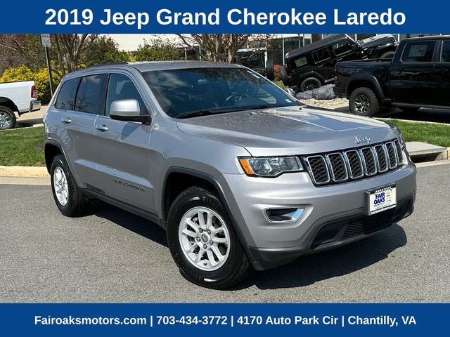 2019 Jeep Grand Cherokee Laredo