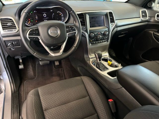 2019 Jeep Grand Cherokee Laredo E