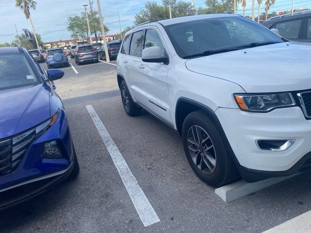 2019 Jeep Grand Cherokee Laredo E