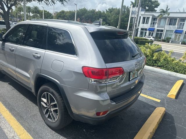 2019 Jeep Grand Cherokee Laredo E