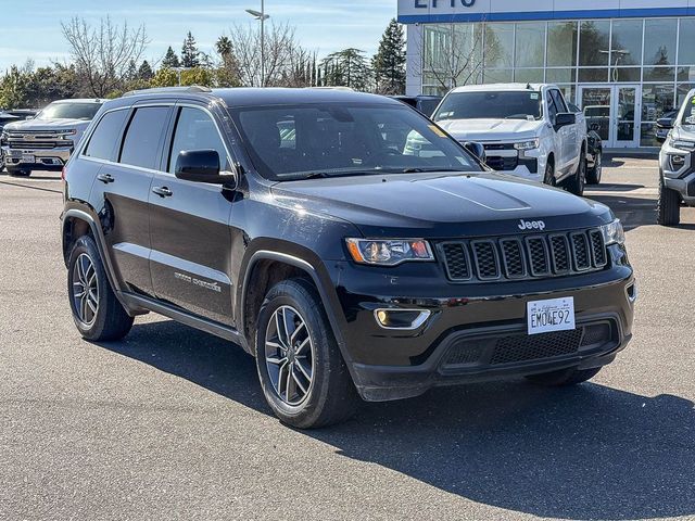 2019 Jeep Grand Cherokee Laredo E