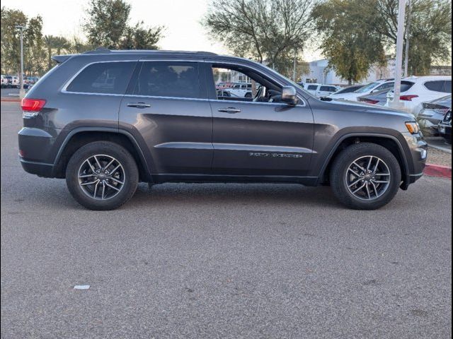 2019 Jeep Grand Cherokee Laredo E