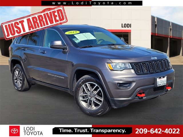 2019 Jeep Grand Cherokee Laredo E