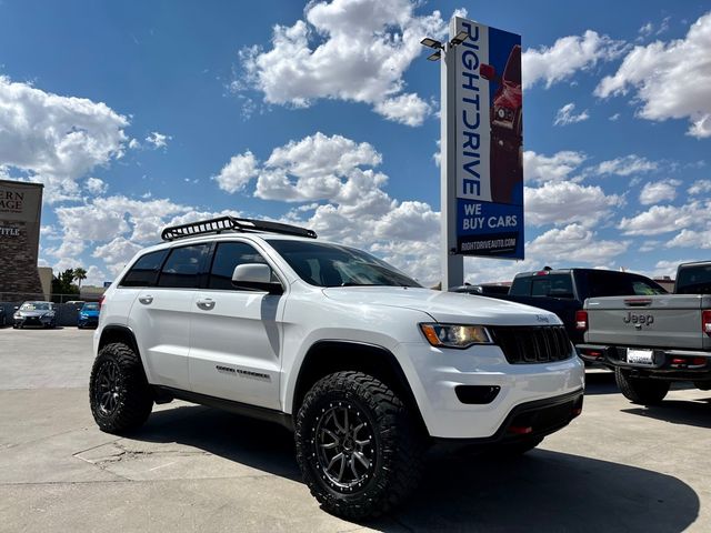 2019 Jeep Grand Cherokee Laredo E