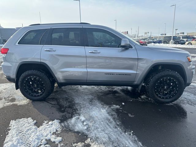 2019 Jeep Grand Cherokee Laredo E