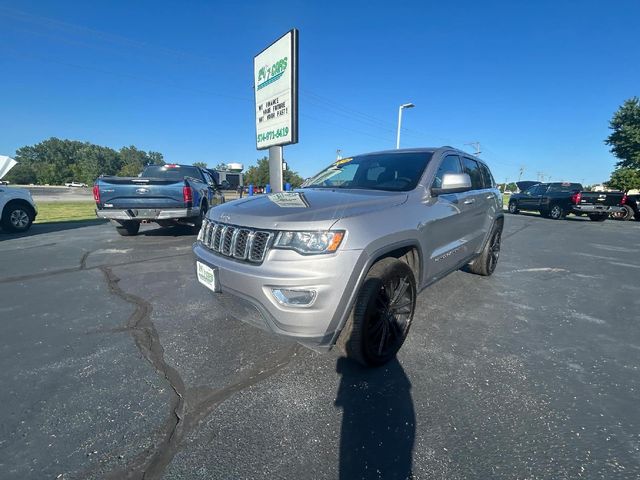 2019 Jeep Grand Cherokee Laredo E