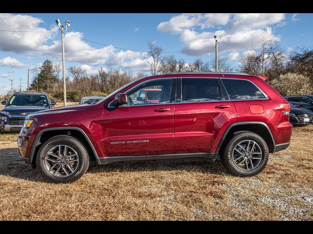 2019 Jeep Grand Cherokee Laredo E