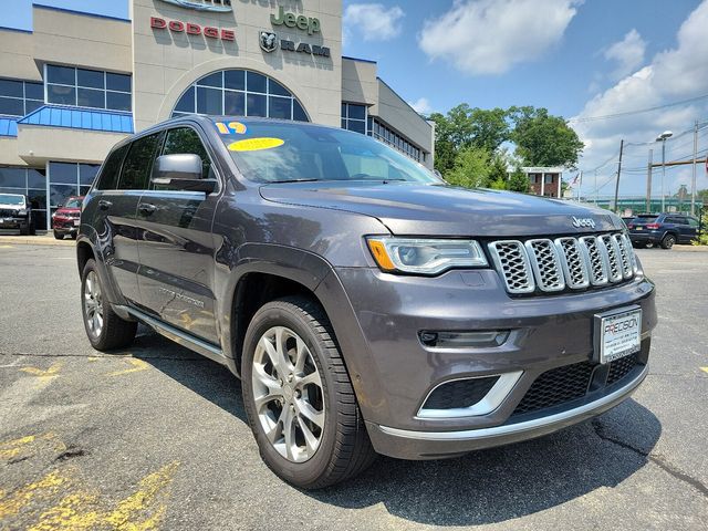 2019 Jeep Grand Cherokee Summit