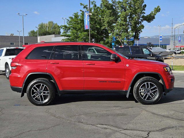 2019 Jeep Grand Cherokee Trailhawk