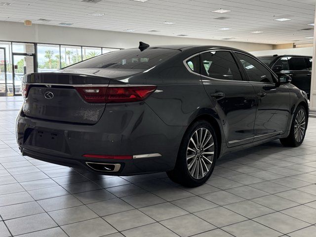 2019 Kia Cadenza Premium
