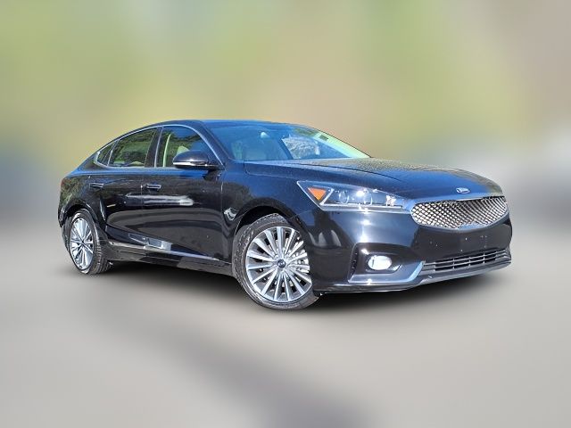 2019 Kia Cadenza Premium
