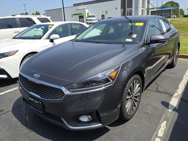 2019 Kia Cadenza Premium