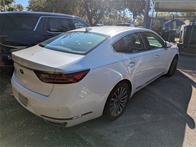 2019 Kia Cadenza Premium