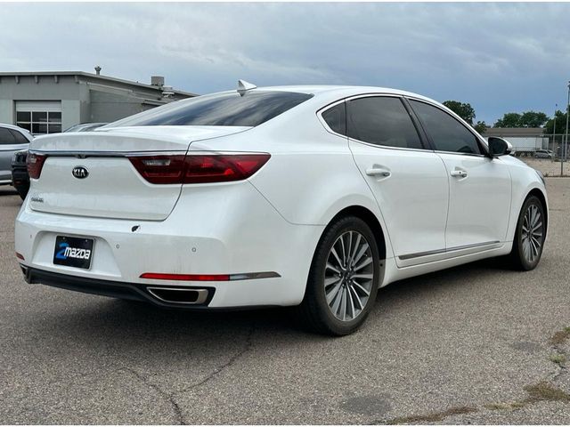 2019 Kia Cadenza Premium