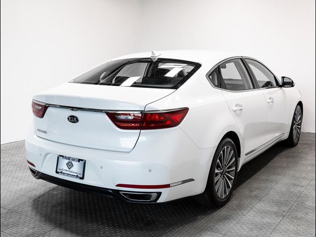 2019 Kia Cadenza Premium