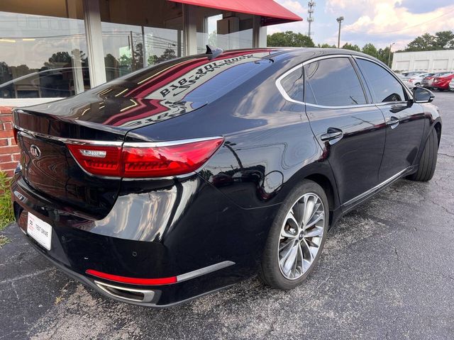 2019 Kia Cadenza Technology