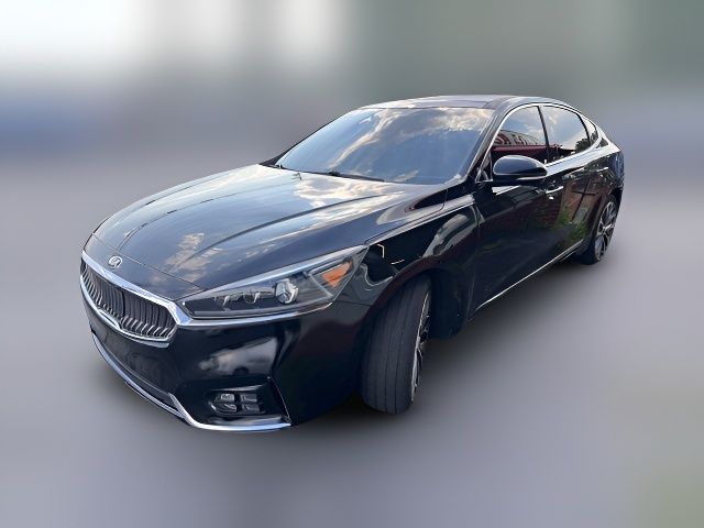 2019 Kia Cadenza Technology