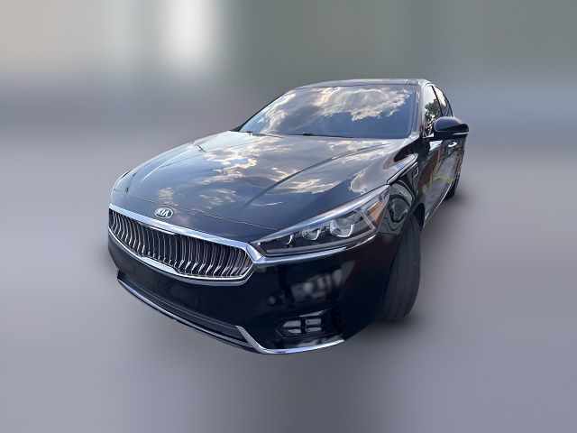 2019 Kia Cadenza Technology