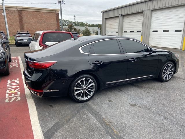 2019 Kia Cadenza Technology