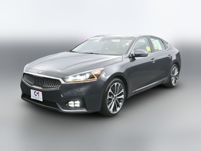 2019 Kia Cadenza Technology