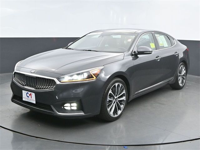 2019 Kia Cadenza Technology