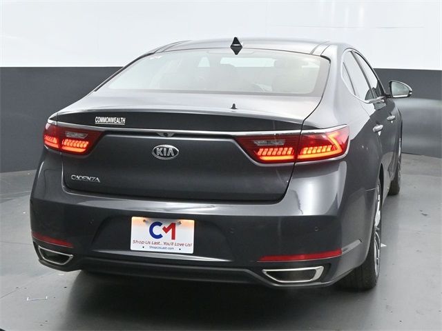 2019 Kia Cadenza Technology