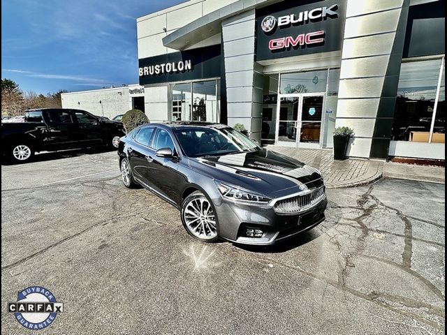 2019 Kia Cadenza Technology