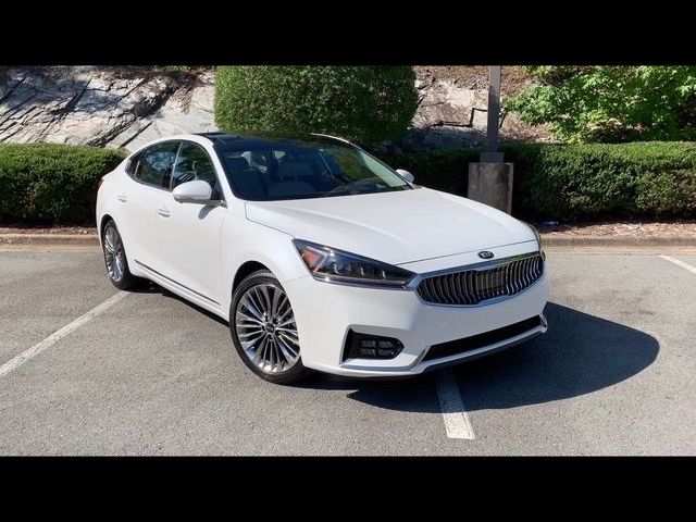 2019 Kia Cadenza Technology