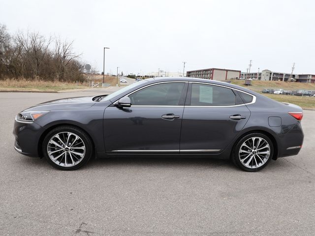 2019 Kia Cadenza Technology