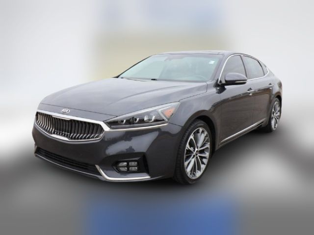 2019 Kia Cadenza Technology