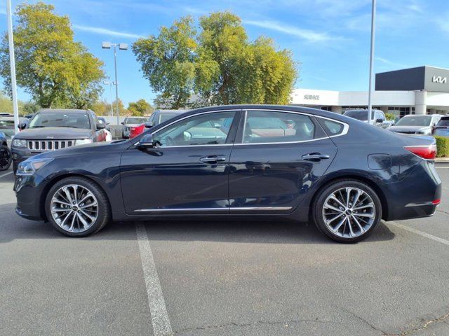 2019 Kia Cadenza Technology