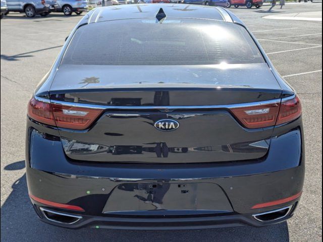 2019 Kia Cadenza Technology