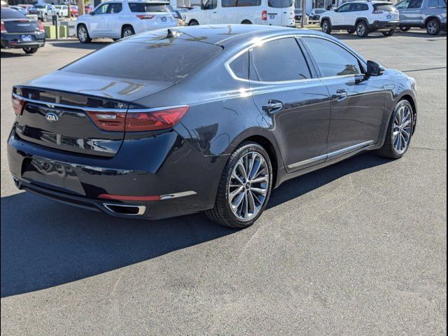 2019 Kia Cadenza Technology