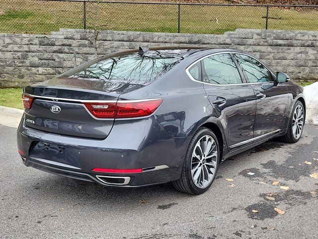 2019 Kia Cadenza Technology