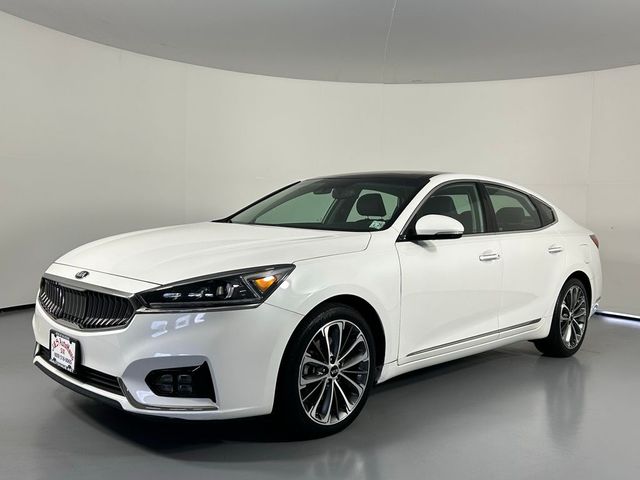 2019 Kia Cadenza Technology