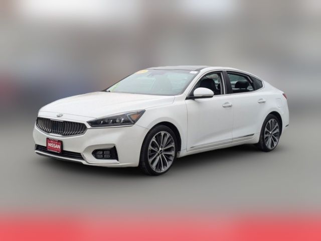 2019 Kia Cadenza Technology