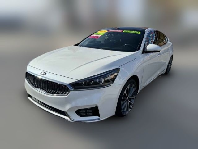 2019 Kia Cadenza Technology
