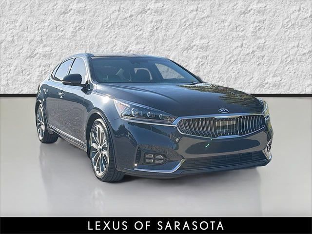 2019 Kia Cadenza Technology