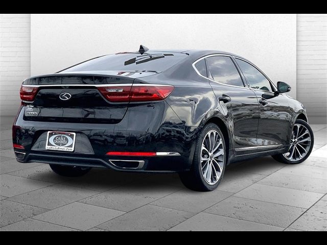 2019 Kia Cadenza Technology