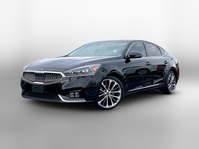 2019 Kia Cadenza Technology