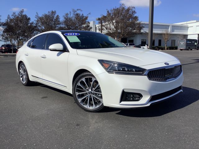 2019 Kia Cadenza Technology