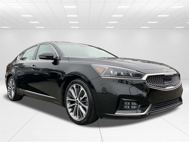 2019 Kia Cadenza Technology