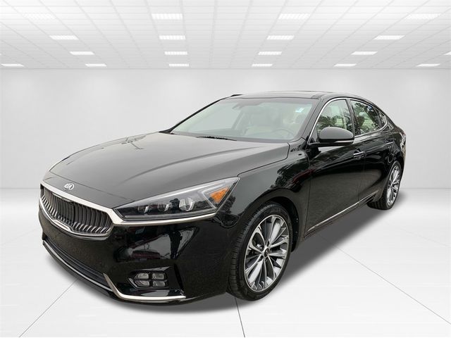 2019 Kia Cadenza Technology