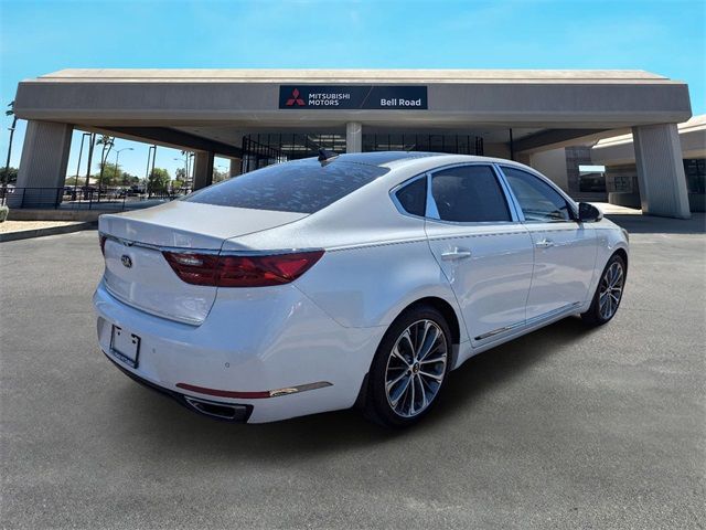 2019 Kia Cadenza Technology